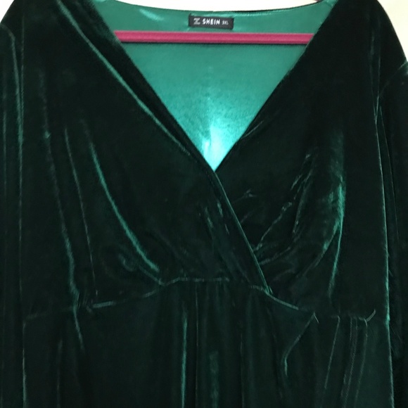Midi Dark Green Velvet Dress - Picture 3 of 4